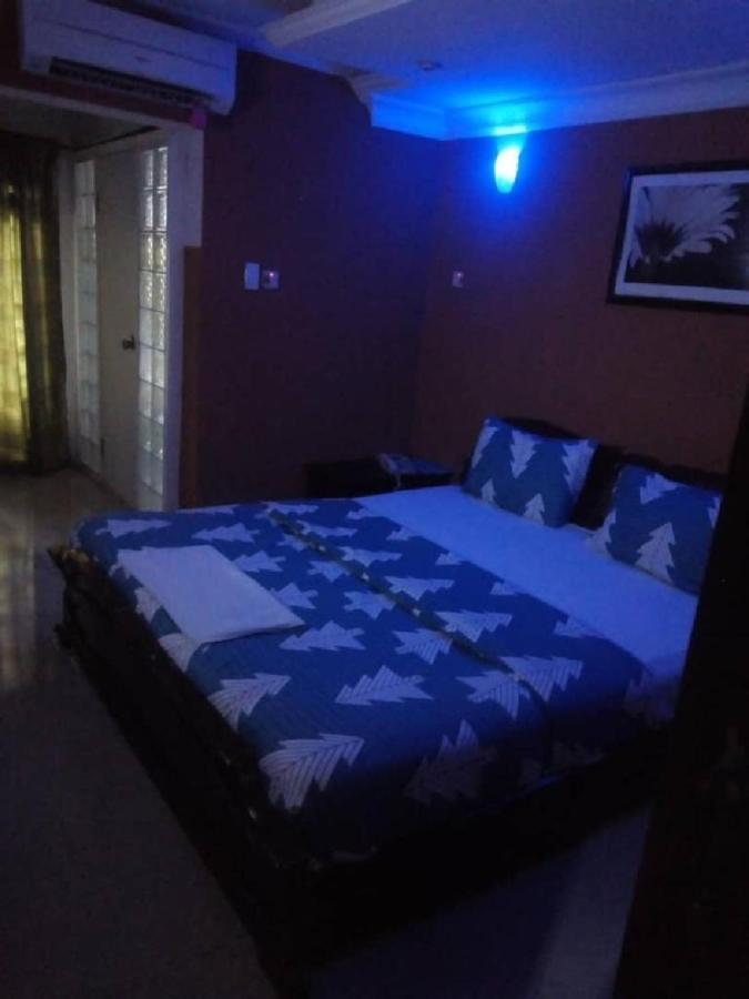 Theodawn Hotels @ Suite 29 Ikeja Dış mekan fotoğraf