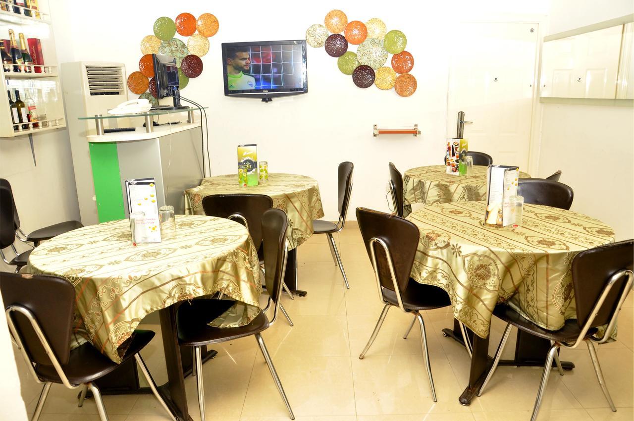 Theodawn Hotels @ Suite 29 Ikeja Dış mekan fotoğraf