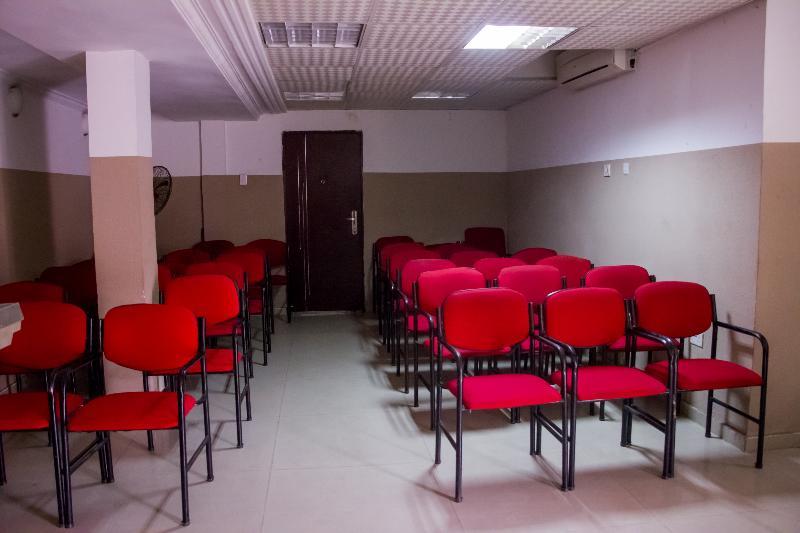 Theodawn Hotels @ Suite 29 Ikeja Dış mekan fotoğraf