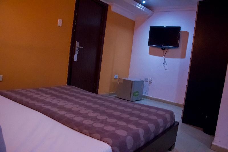 Theodawn Hotels @ Suite 29 Ikeja Dış mekan fotoğraf